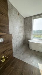 Country Townhouse .    17