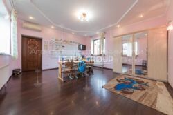 ������ �������, ����������, ����������, ���. ����������, 57-�, ����� ��. ������ �������� ���� 9