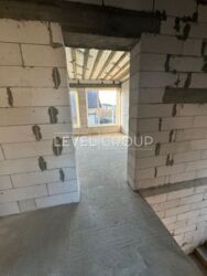 ������� �����, ���. ����� ³����� 195 000 $ ���� 6