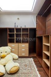 ����� �����, �����, ������. ������ ������ 500�2 � ������� �� ����� ���� 18