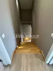   .  ,    21
