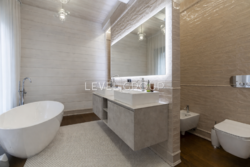 ������ ��������� ������� 377�. � ���������� �� ���� ���� 7