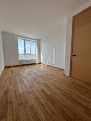 Country Townhouse .    2