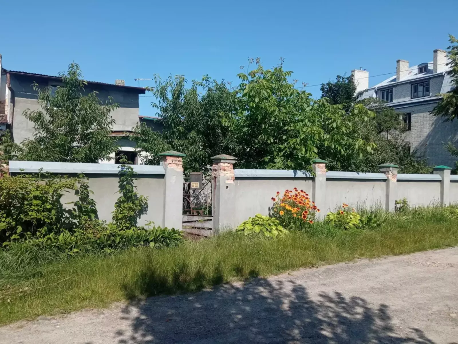 Продаж будинку в Брюховичах фото 1 Продаж будинку в Брюховичах фото 1