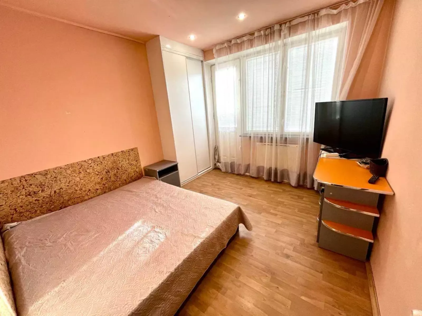 Продаж будинку. вул. Некрасова-Юрія Руфа фото 1 Продаж будинку. вул. Некрасова-Юрія Руфа фото 1