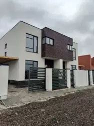  'My house '   Ϊ в  1