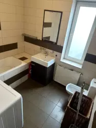     (  )  8