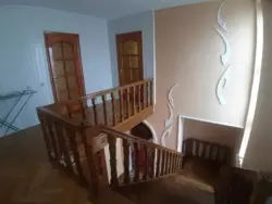   . Ѳ  8