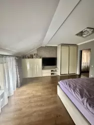       ,    12