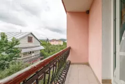   ,   7