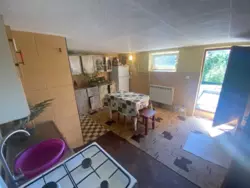       ,     16