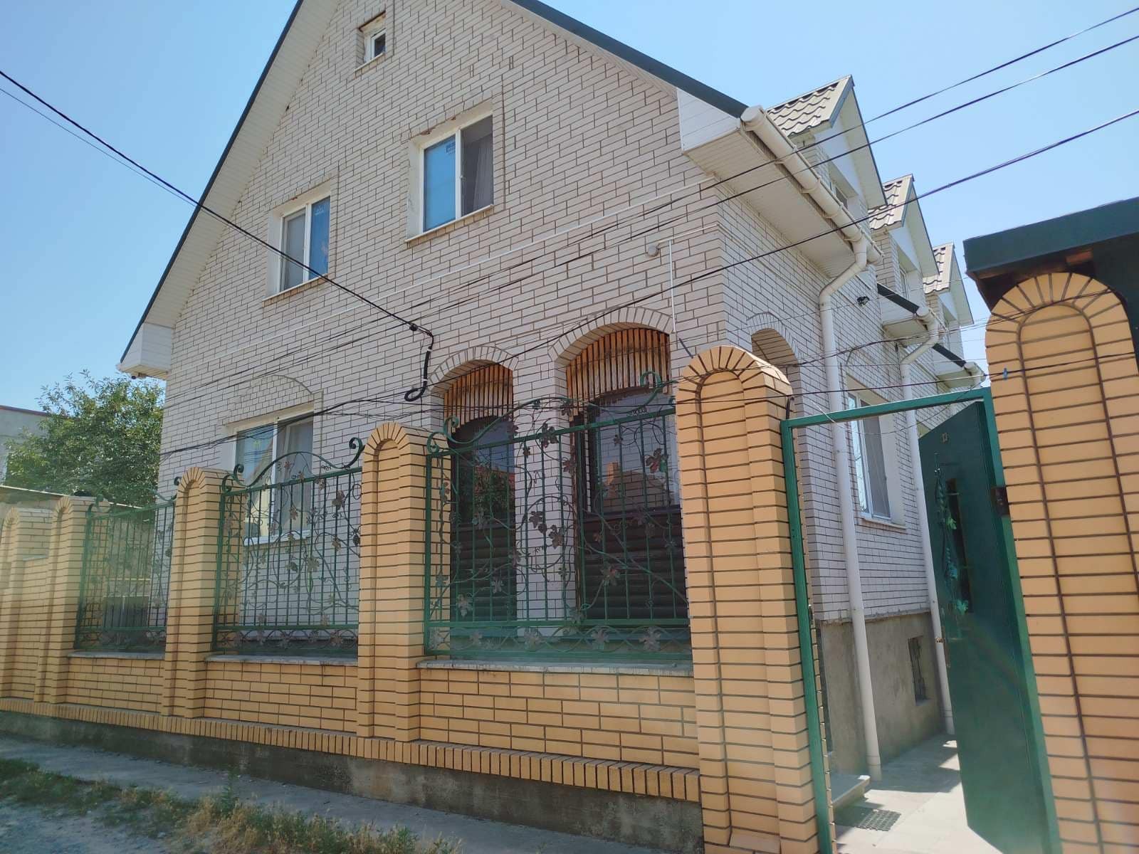 В продажі будинок у Чорноморську, САДИ фото 1 В продажі будинок у Чорноморську, САДИ фото 1