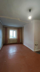 Продаж одноповерхового будинку з гарной локацією в с.Малодолинське фото 12 Продаж одноповерхового будинку з гарной локацією в с.Малодолинське фото 12