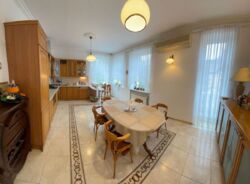 ������ ����������� ������� 492 �2, 25 �����, ˳�����, �������� 16 ���. ���� 8