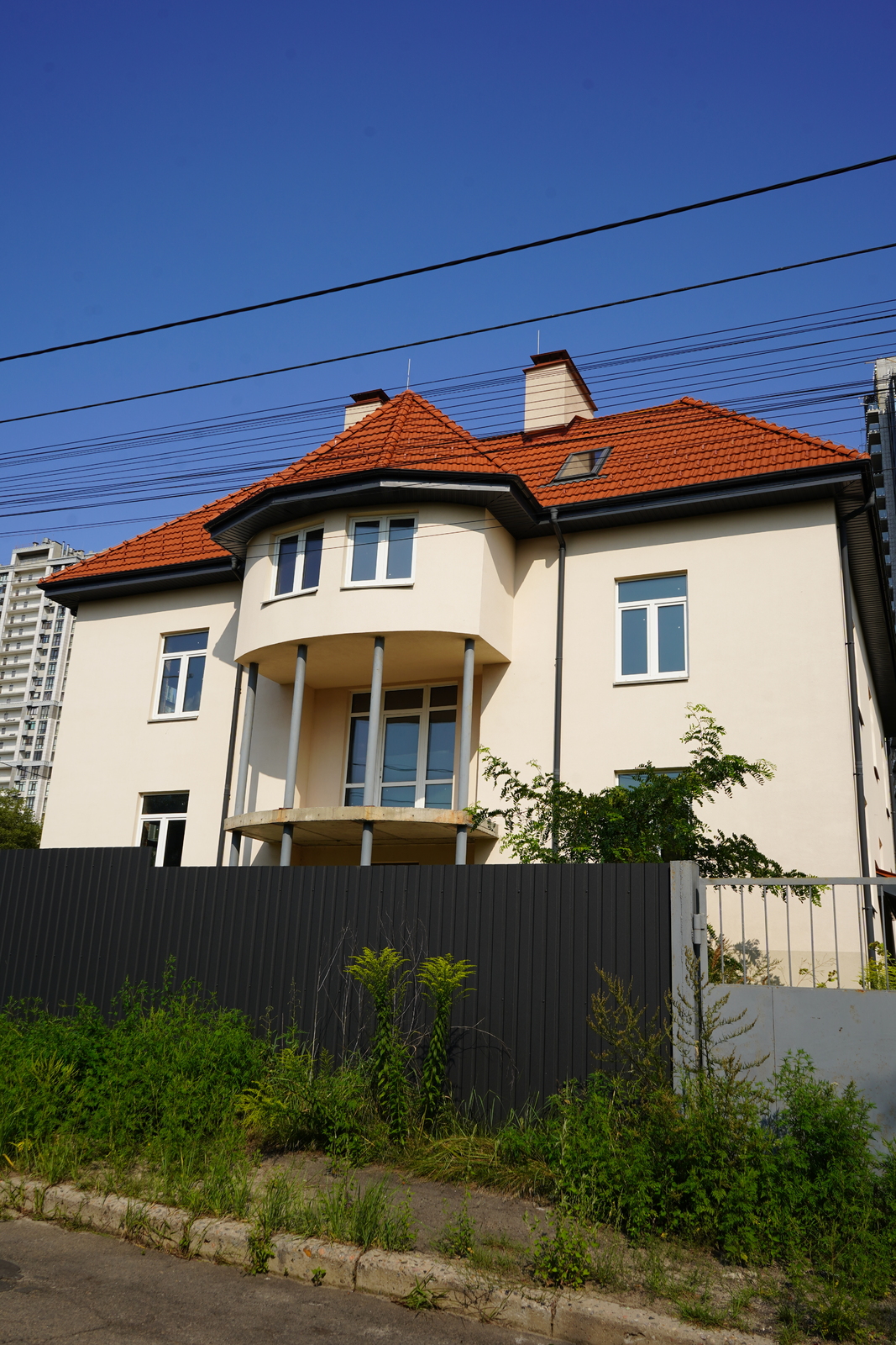 ������ ��������� ������� � ���������� ������ �. ����, ���. �������� ������������, 19 (������� ���������) ���� 1