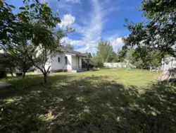 Продаж фасадного дачного будинку в Садовому товаристві 'Медик' 49900$ фото 3 Продаж фасадного дачного будинку в Садовому товаристві 'Медик' 49900$ фото 3