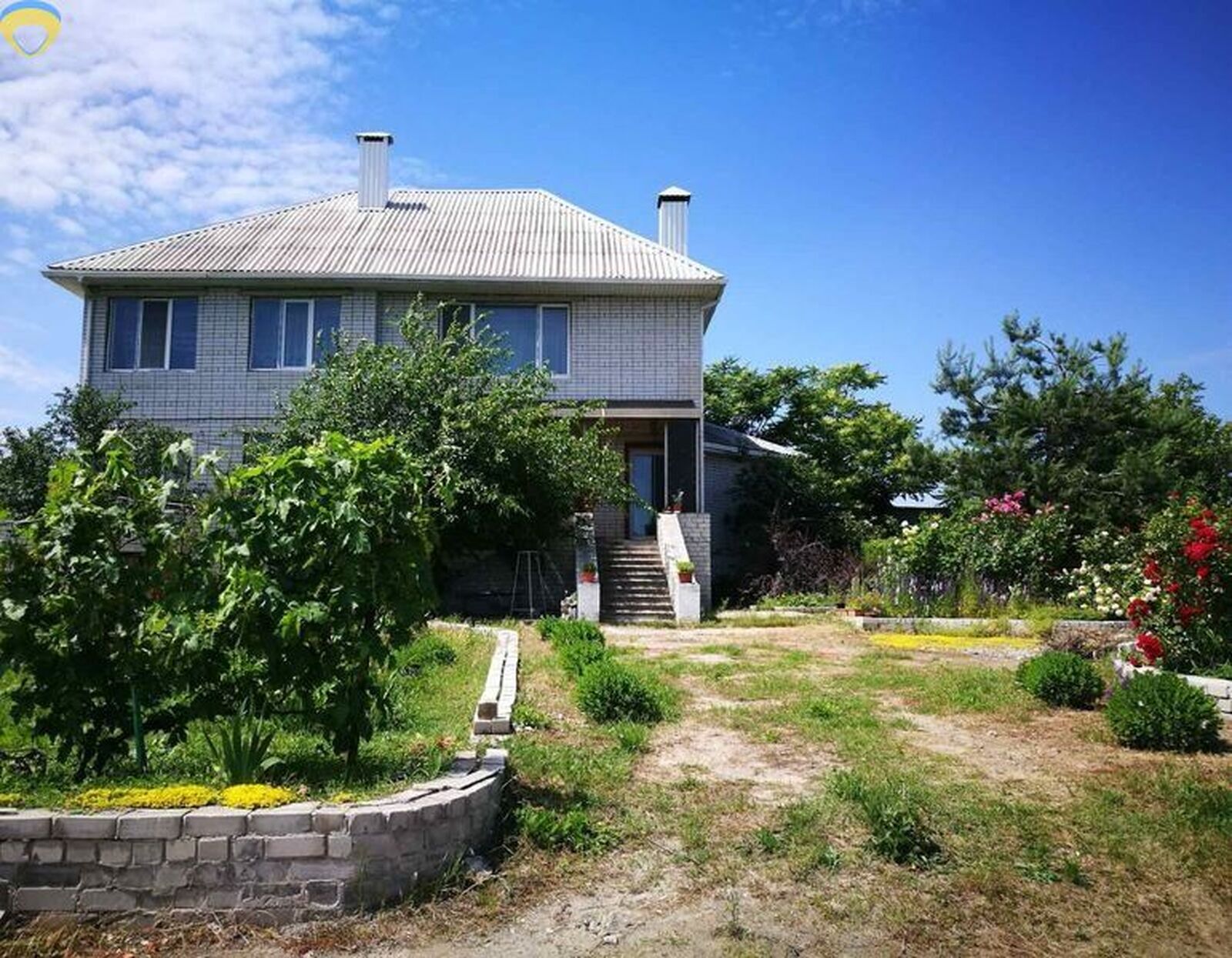 Дом 300 м. кв. участок 30 соток. Жилое состояние. Новоселовка. фото 1 Дом 300 м. кв. участок 30 соток. Жилое состояние. Новоселовка. фото 1