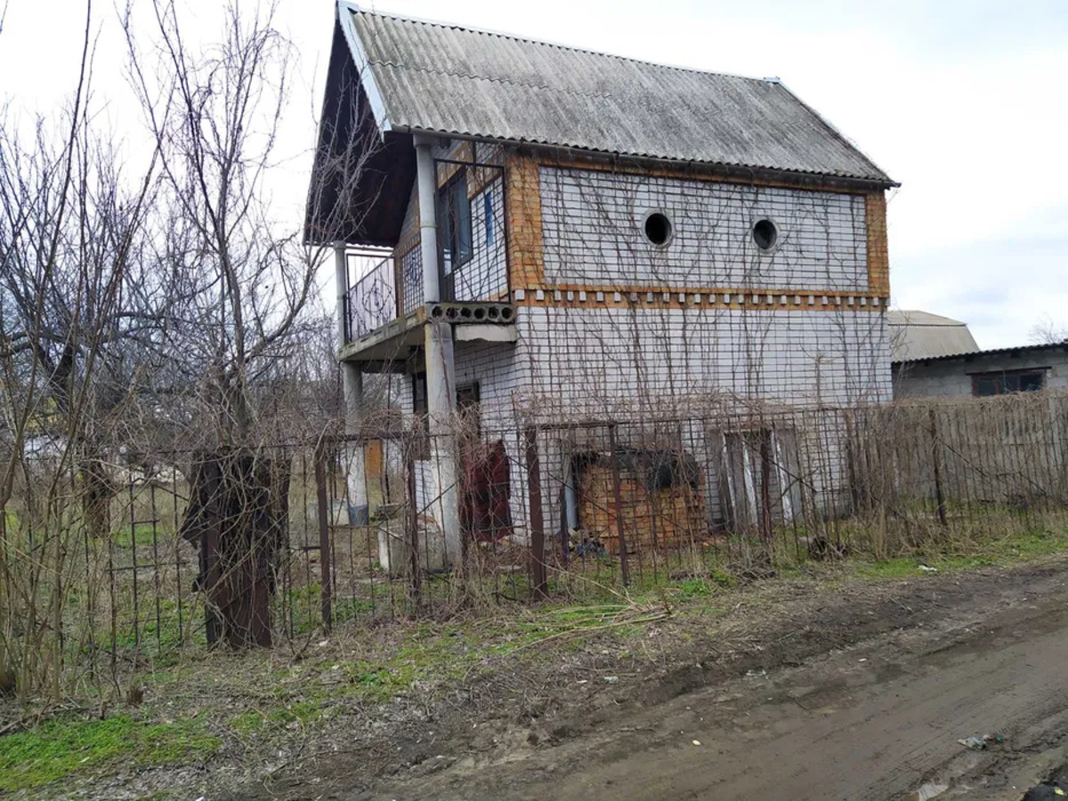 Дача у леса и озер для жизни и отдыха в черте города/ СТ 'Родник' фото 1 Дача у леса и озер для жизни и отдыха в черте города/ СТ 'Родник' фото 1