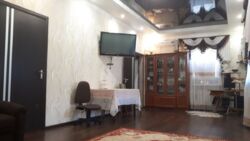 Продам крепкий, большой дом 115 м. кв. Березановка, 2 котла. фото 1 Продам крепкий, большой дом 115 м. кв. Березановка, 2 котла. фото 1