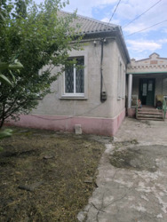 Дом 81 м. кв. Березановка. жилое состояние Уч. 13 сот. приват фото 3 Дом 81 м. кв. Березановка. жилое состояние Уч. 13 сот. приват фото 3