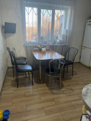 ������ 2 ����������� ������� � ��������� � ������� �� 6 �����, 290.1 ��. �, 8 �����. ���� 8