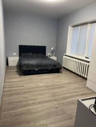 ������ 2 ����������� ������� � ��������� � ������� �� 6 �����, 290.1 ��. �, 8 �����. ���� 18