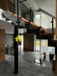 Просторий будинок за Дизайнерським проектом біля річки у Полтаві фото 12 Просторий будинок за Дизайнерським проектом біля річки у Полтаві фото 12