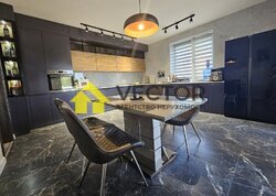 БЕЗ КОМІСІЇ 000% Автономний будинок 150м2 з сонячними панелями фото 12 БЕЗ КОМІСІЇ 000% Автономний будинок 150м2 з сонячними панелями фото 12