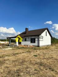 Продається гарний одноповерховий будинок в Яру (оріентир - вулиця Чорнухінська) фото 2 Продається гарний одноповерховий будинок в Яру (оріентир - вулиця Чорнухінська) фото 2