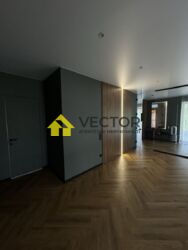 Просторий будинок за Дизайнерським проектом біля річки у Полтаві фото 16 Просторий будинок за Дизайнерським проектом біля річки у Полтаві фото 16