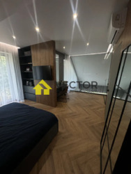 Просторий будинок за Дизайнерським проектом біля річки у Полтаві фото 20 Просторий будинок за Дизайнерським проектом біля річки у Полтаві фото 20