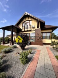 Пропонується до продажу капітальний будинок 2016 року забудови за польським індивідуальним проєктом фото 5 Пропонується до продажу капітальний будинок 2016 року забудови за польським індивідуальним проєктом фото 5