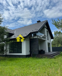 Просторий будинок за Дизайнерським проектом біля річки у Полтаві фото 2 Просторий будинок за Дизайнерським проектом біля річки у Полтаві фото 2