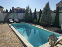 Продам будинок смт.Авангард фото 3 Продам будинок смт.Авангард фото 3