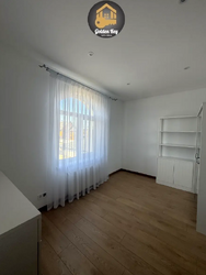 Продаж сучасного мебльованого будинку 220 м² з альтанкою та гаражем у с. Гора , Бориспільський район фото 16 Продаж сучасного мебльованого будинку 220 м² з альтанкою та гаражем у с. Гора , Бориспільський район фото 16