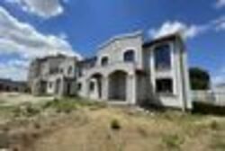 Продається Таунхаус у с.Молодіжне фото 1 Продається Таунхаус у с.Молодіжне фото 1