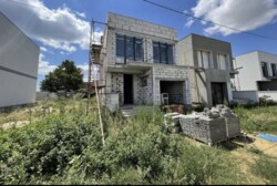 Продаж котеджу у с.Молодіжне! фото 4 Продаж котеджу у с.Молодіжне! фото 4