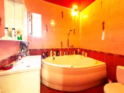 Дуже цікава пропозиція! Терміновий продаж будинку з готовим бізнесом у передмісті Чорноморська! фото 11 Дуже цікава пропозиція! Терміновий продаж будинку з готовим бізнесом у передмісті Чорноморська! фото 11