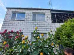 Продаж великого 2 поверхового будинку з басейном у с.Молодіжне! фото 1 Продаж великого 2 поверхового будинку з басейном у с.Молодіжне! фото 1