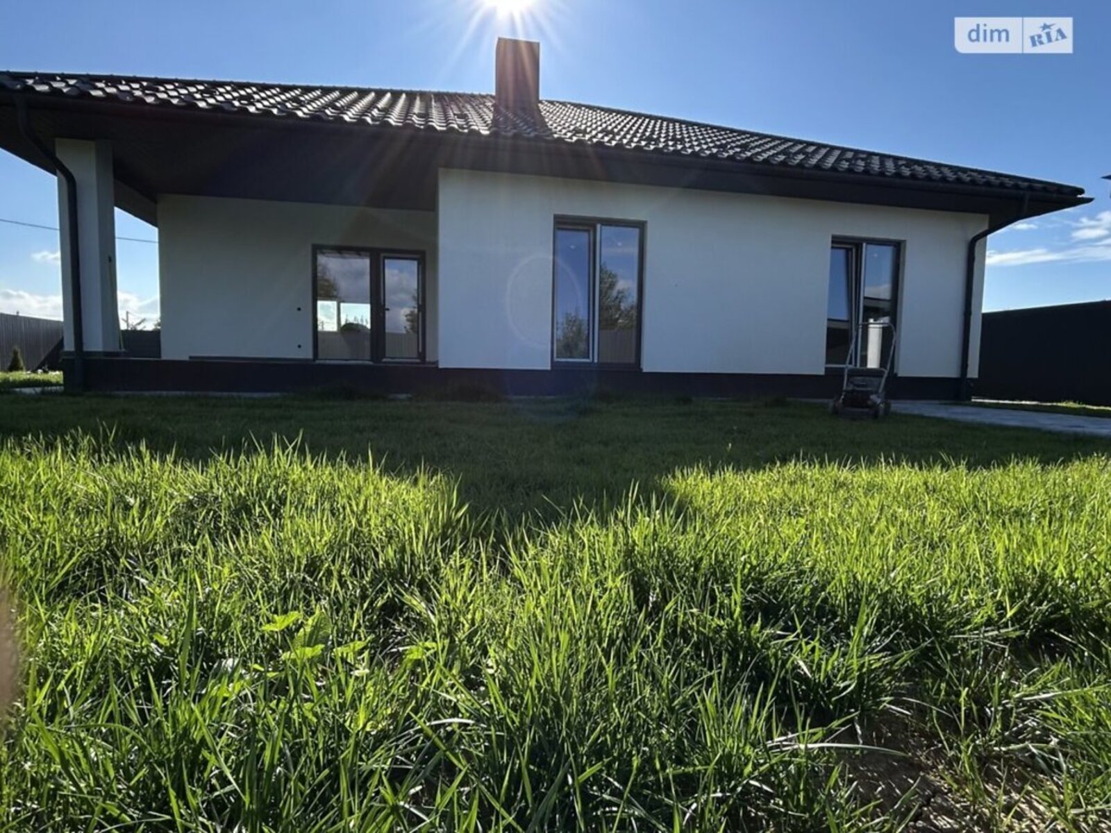 Продаж 3 кімнатного будинку з землею. Ужгород. фото 1 Продаж 3 кімнатного будинку з землею. Ужгород. фото 1