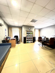 Продаж будинку р-н Новомиколаівки під бізнес фото 19 Продаж будинку р-н Новомиколаівки під бізнес фото 19