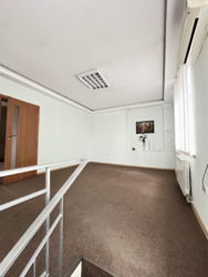 Продаж будинку р-н Новомиколаівки під бізнес фото 8 Продаж будинку р-н Новомиколаівки під бізнес фото 8