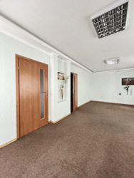 Продаж будинку р-н Новомиколаівки під бізнес фото 4 Продаж будинку р-н Новомиколаівки під бізнес фото 4