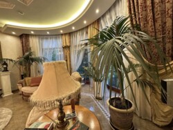 ���������� �� ������� 473 �²: ������� 24 �����, �������� ��� 96 �² � �����, �������, ��������� ������, �������� �����, ����� TORCETTI, ������� Miele � ��������� ������ 2015+ ����. ���� 6