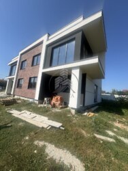 Продаж 3-кім. будинку 120 м.кв., в. Пустомитах фото 2 Продаж 3-кім. будинку 120 м.кв., в. Пустомитах фото 2