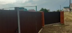 Ділянка 10 соток. Світло та вода заведені на ділянку, вулиця забудовується. Кутовий двосторонній. фото 1 Ділянка 10 соток. Світло та вода заведені на ділянку, вулиця забудовується. Кутовий двосторонній. фото 1
