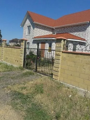 ������� 200 ��.�. � �. ��������. ���� 1