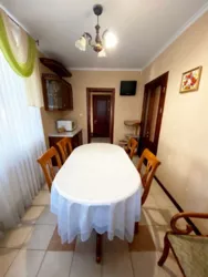 ������� 170 ��.�. � ������������� ������. 155 000$ ���� 6