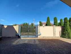 Чудовий дім на 15 сотках з підземним спортзалою, басейном, фінською лазнею, виним підвалом та зоною відпочинку! фото 42 Чудовий дім на 15 сотках з підземним спортзалою, басейном, фінською лазнею, виним підвалом та зоною відпочинку! фото 42