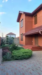 Затишний будинок у Лісках — якість, автономність та комфорт! фото 1 Затишний будинок у Лісках — якість, автономність та комфорт! фото 1